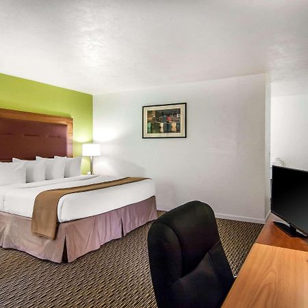 Quality Inn & Suites At Coos Bay Норт-Бенд Екстер'єр фото