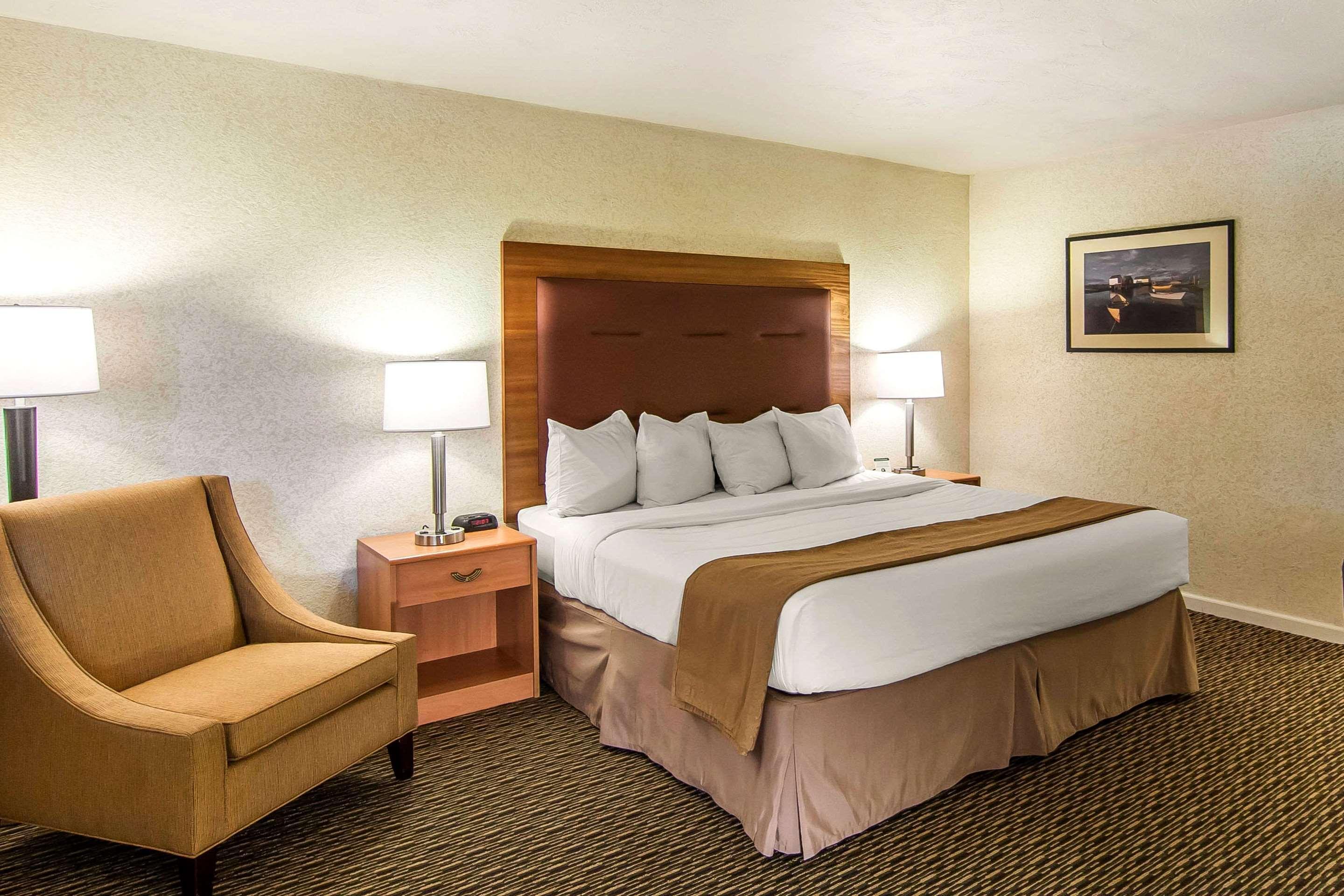 Quality Inn & Suites At Coos Bay Норт-Бенд Екстер'єр фото