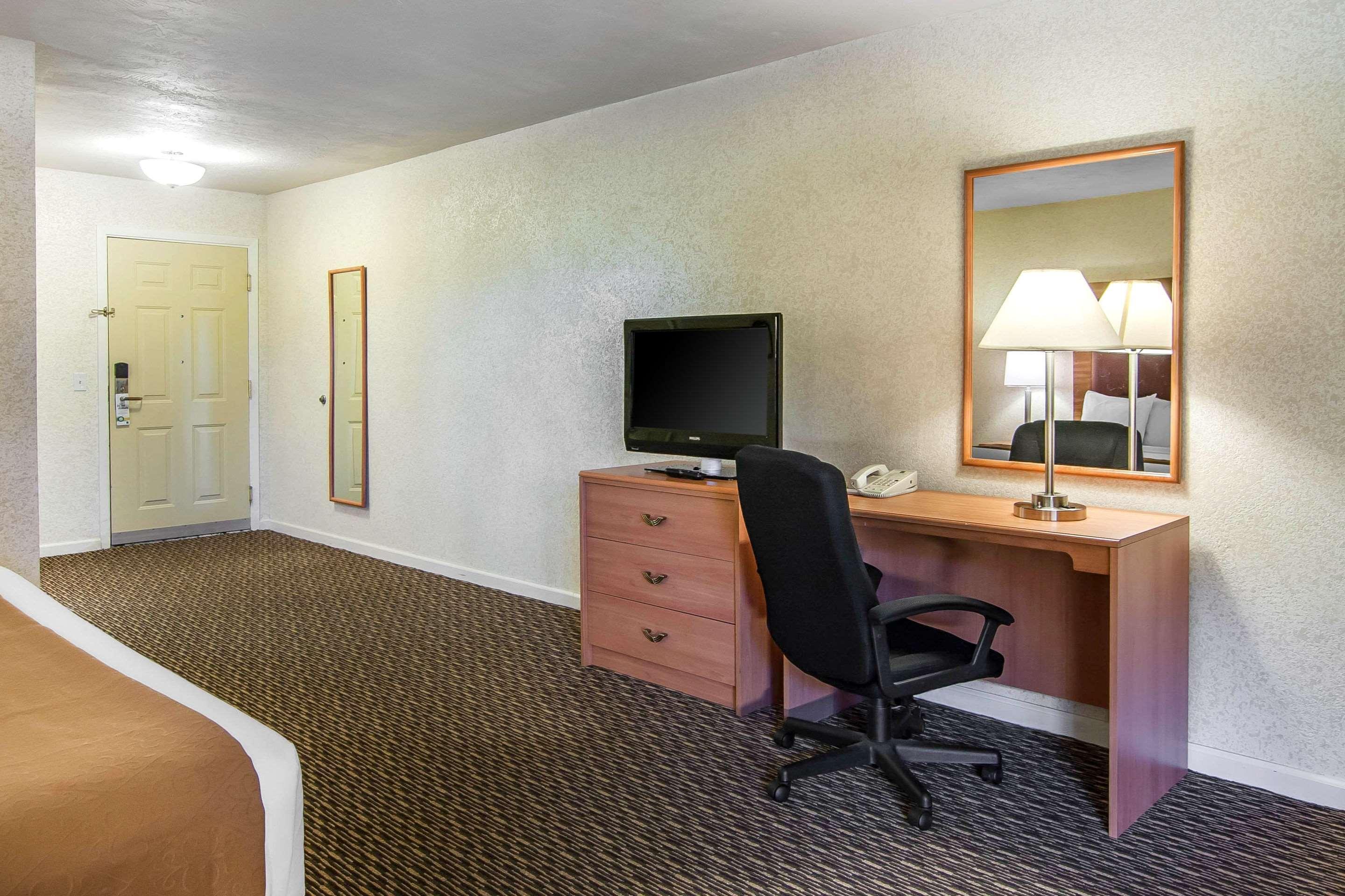 Quality Inn & Suites At Coos Bay Норт-Бенд Екстер'єр фото