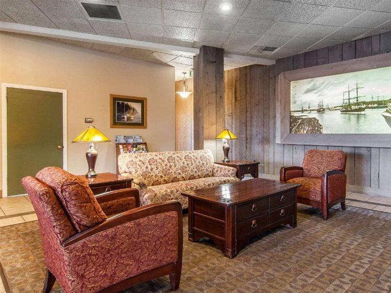 Quality Inn & Suites At Coos Bay Норт-Бенд Екстер'єр фото