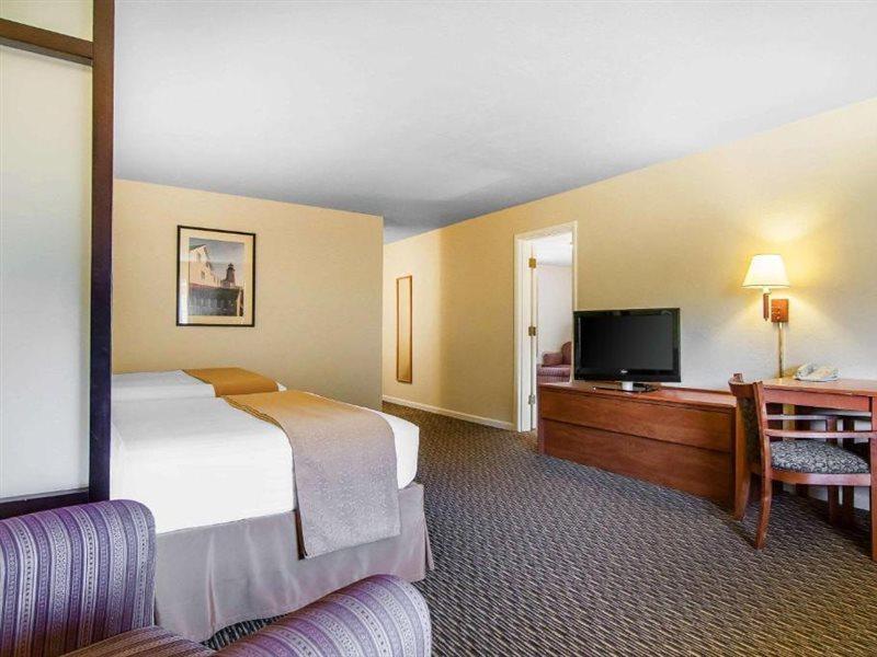 Quality Inn & Suites At Coos Bay Норт-Бенд Екстер'єр фото