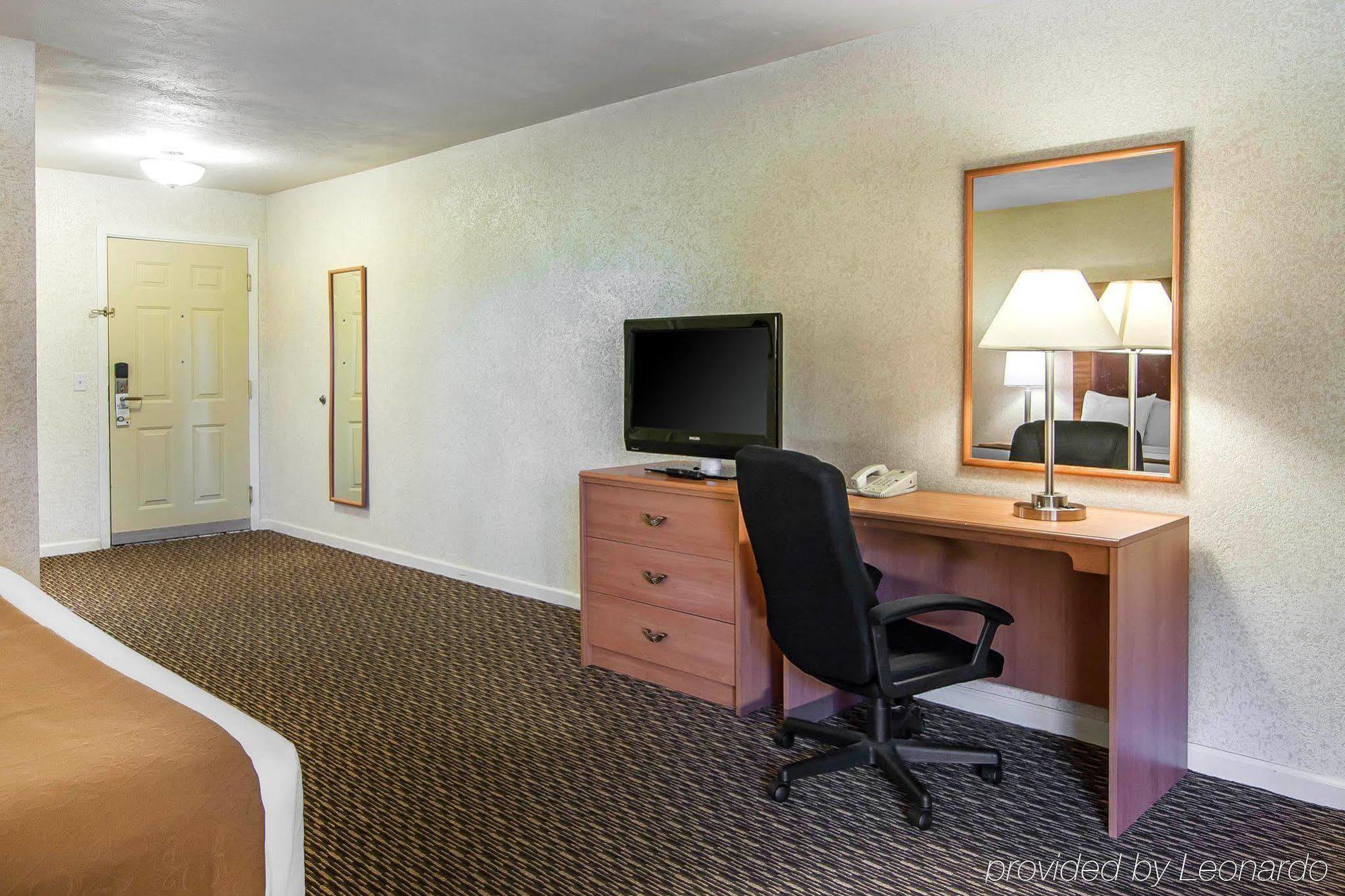 Quality Inn & Suites At Coos Bay Норт-Бенд Екстер'єр фото