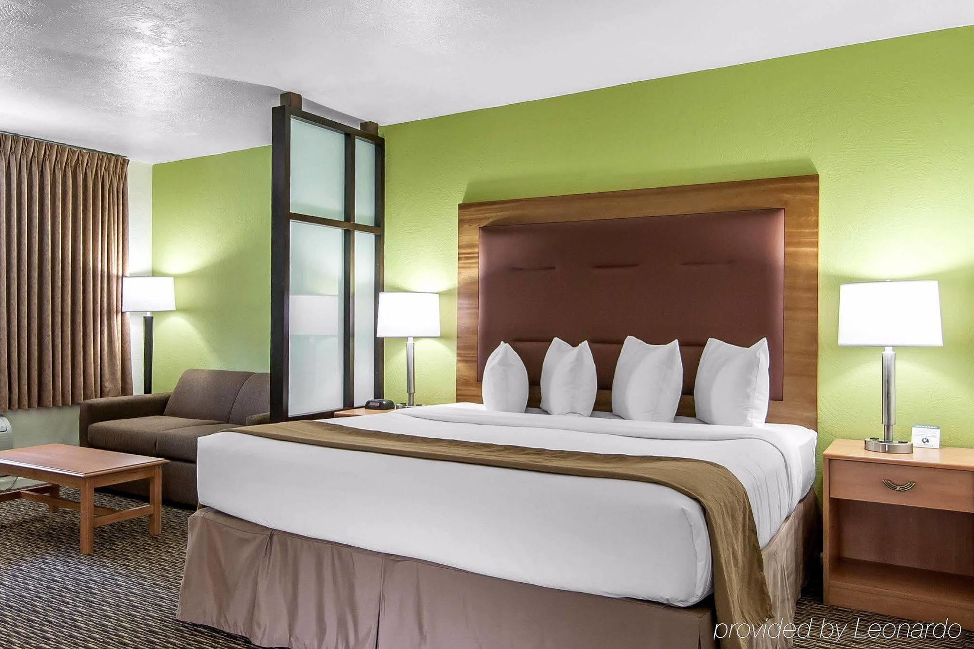 Quality Inn & Suites At Coos Bay Норт-Бенд Екстер'єр фото