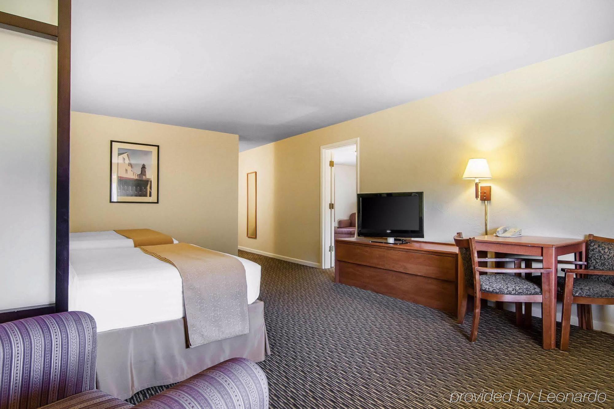 Quality Inn & Suites At Coos Bay Норт-Бенд Екстер'єр фото